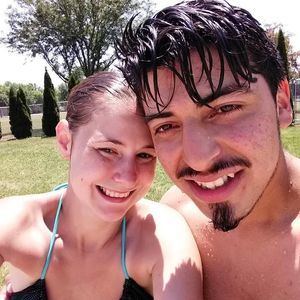 Meet your Posher, Dee